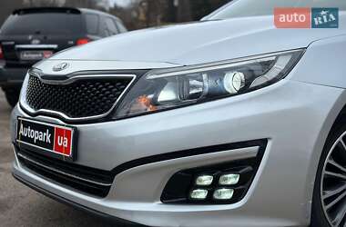 Седан Kia K5 2014 в Виннице