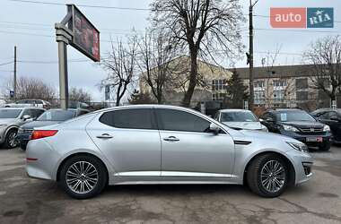 Седан Kia K5 2014 в Виннице