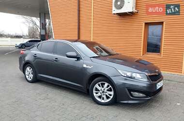 Седан Kia K5 2013 в Одесі