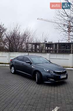 Седан Kia K5 2013 в Одесі