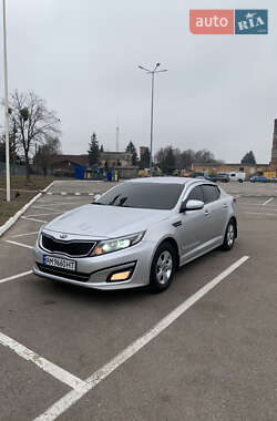 Седан Kia K5 2013 в 