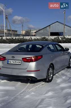 Седан Kia K5 2014 в 