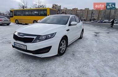 Седан Kia K5 2013 в Киеве