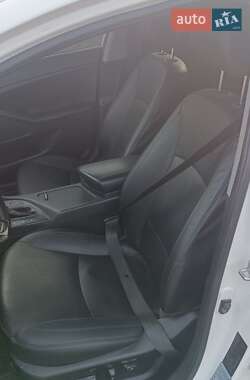 Седан Kia K5 2015 в 