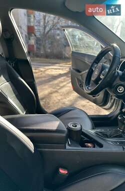 Седан Kia K5 2014 в 