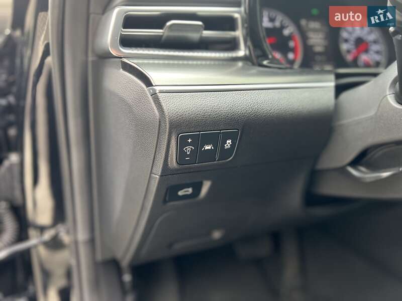 Седан Kia K5 2023 в Киеве