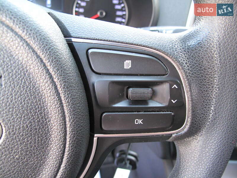 Седан Kia K5 2017 в Киеве фото 55 Седан Kia K5 2017 в Киеве