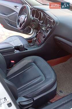 Седан Kia K5 2013 в 