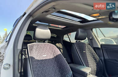Седан Kia K5 2010 в 