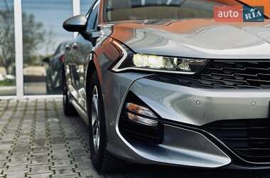 Седан Kia K5 2020 в 
