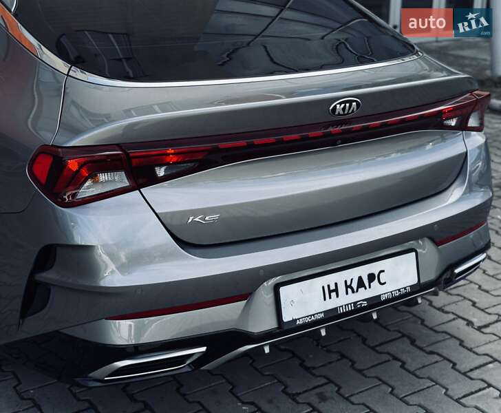 Седан Kia K5 2020 в Одессе