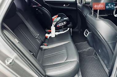 Седан Kia K5 2020 в 