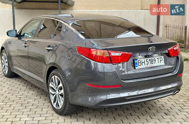 Седан Kia K5 2014 в 