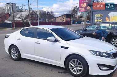 Седан Kia K5 2011 в 
