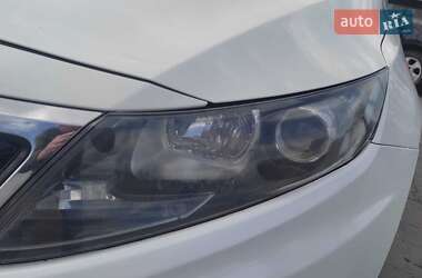 Седан Kia K5 2011 в 