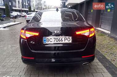 Седан Kia K5 2013 в 