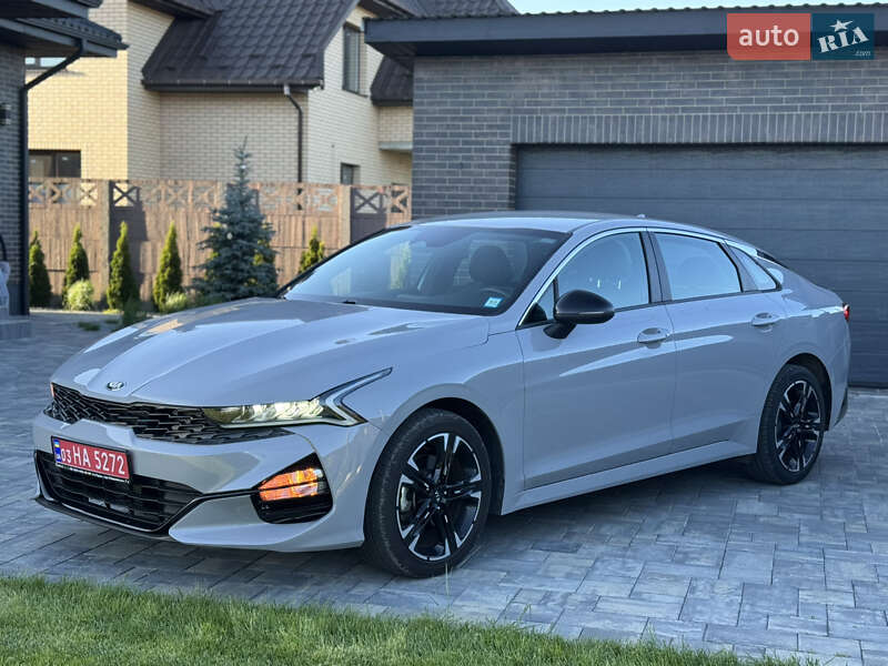 Седан Kia K5 2020 в 