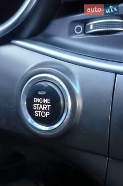 Седан Kia K5 2014 в 