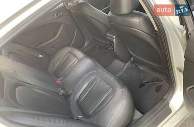 Седан Kia K5 2013 в 