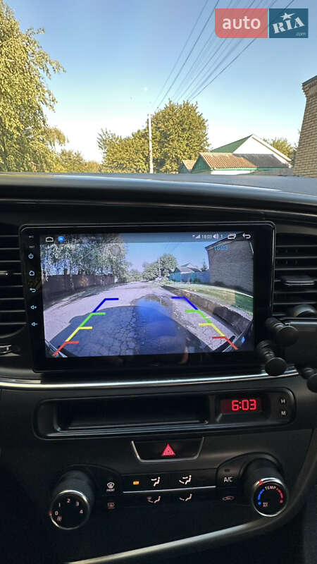 Седан Kia K5 2013 в Кременчуге