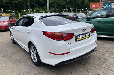 Седан Kia K5 2014 в 