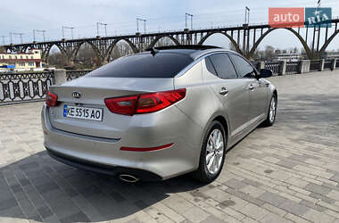 Седан Kia K5 2013 в 