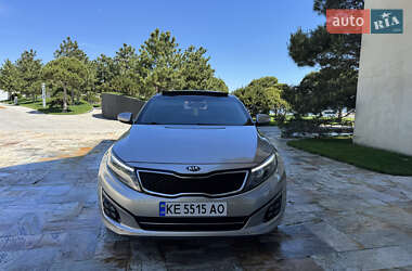 Седан Kia K5 2013 в Днепре