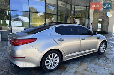 Седан Kia K5 2013 в 