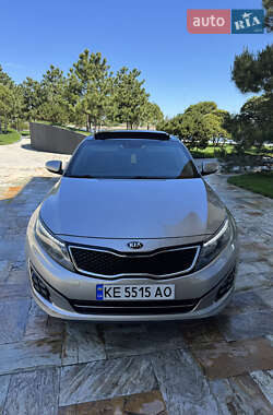 Седан Kia K5 2013 в 