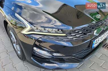 Седан Kia K5 2020 в 