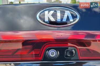 Седан Kia K5 2020 в 