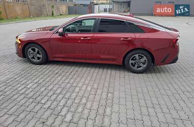 Седан Kia K5 2021 в 