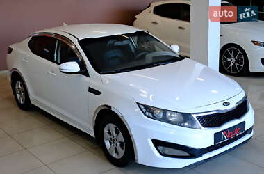 Седан Kia K5 2013 в 