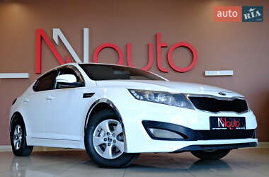 Седан Kia K5 2013 в 