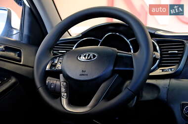 Седан Kia K5 2013 в 