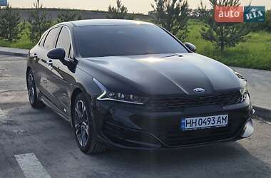 Седан Kia K5 2021 в 