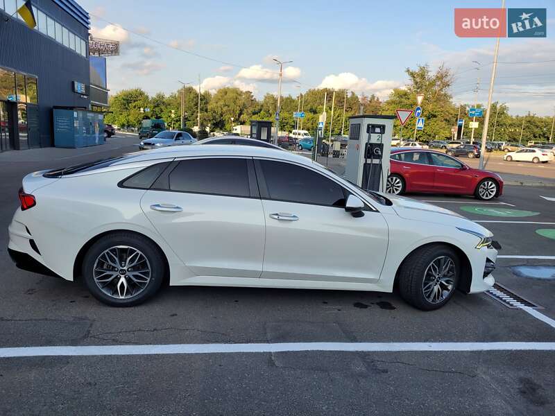 Седан Kia K5 2020 в Киеве