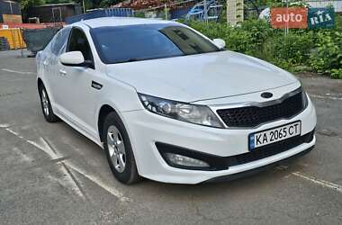 Седан Kia K5 2013 в Киеве