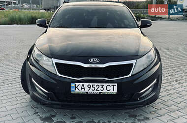 Седан Kia K5 2010 в 