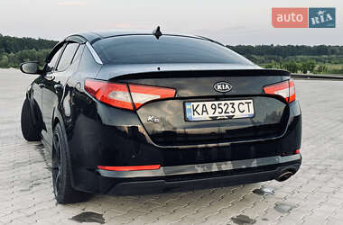 Седан Kia K5 2010 в 