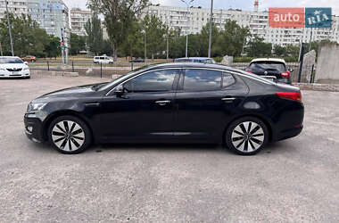 Седан Kia K5 2010 в 