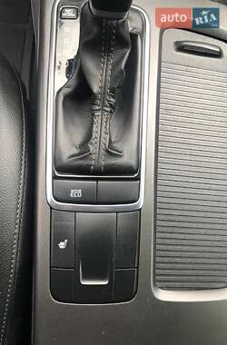 Седан Kia K5 2017 в 