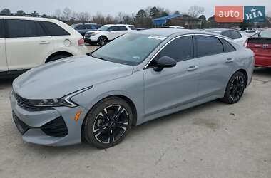 Седан Kia K5 2023 в Черновцах