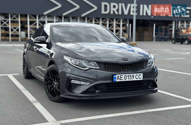Седан Kia K5 2019 в 