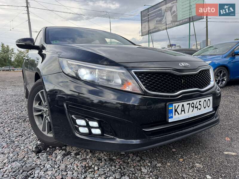 Седан Kia K5 2014 в Києві