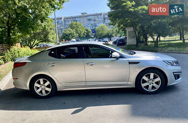 Седан Kia K5 2014 в 