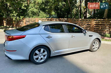 Седан Kia K5 2014 в 