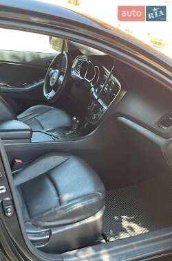 Седан Kia K5 2014 в 