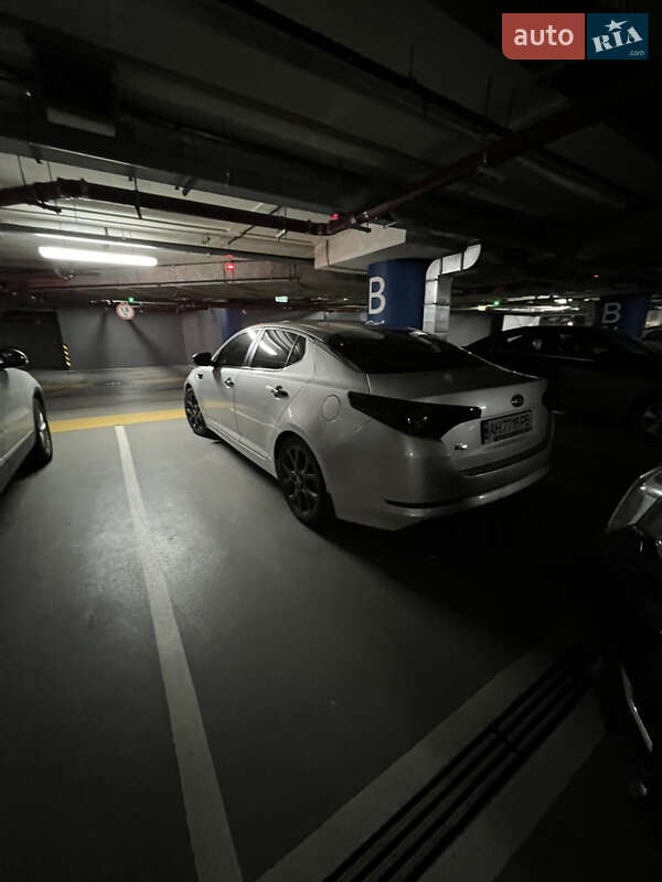 Kia K5 2012