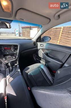 Седан Kia K5 2012 в 